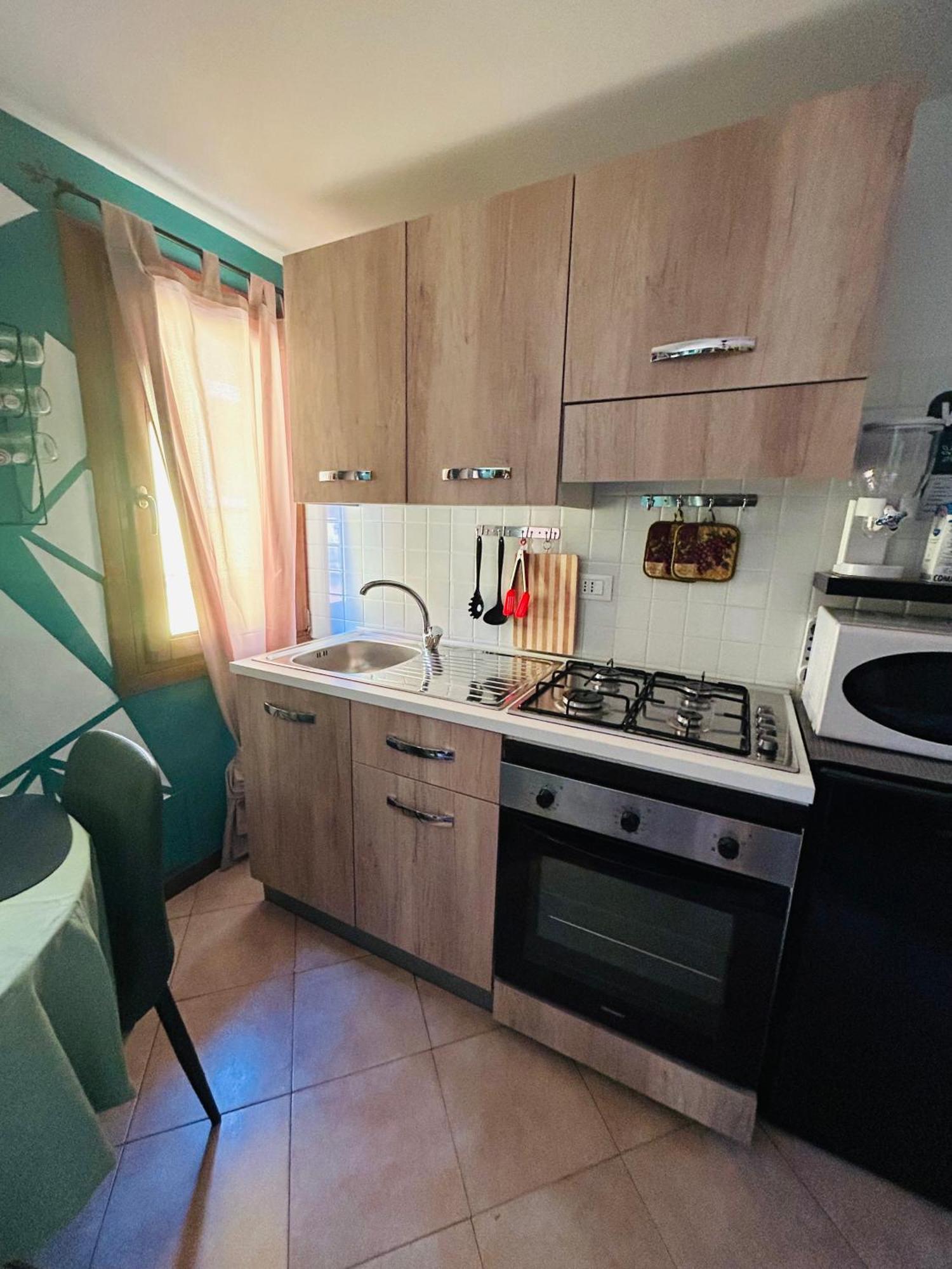 Family House Di Genny E Nicola Small Suite 基奥贾 外观 照片