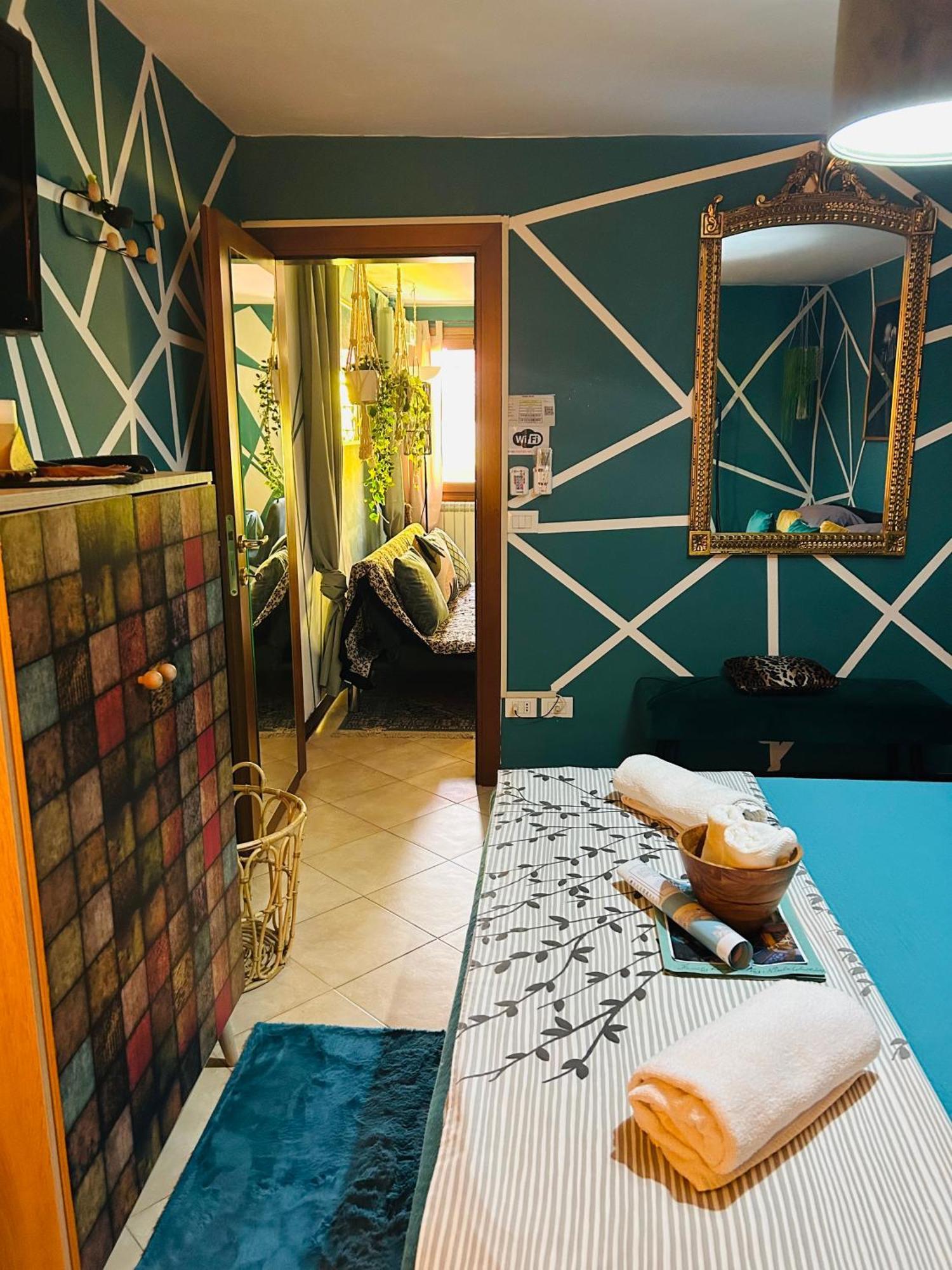 Family House Di Genny E Nicola Small Suite 基奥贾 外观 照片